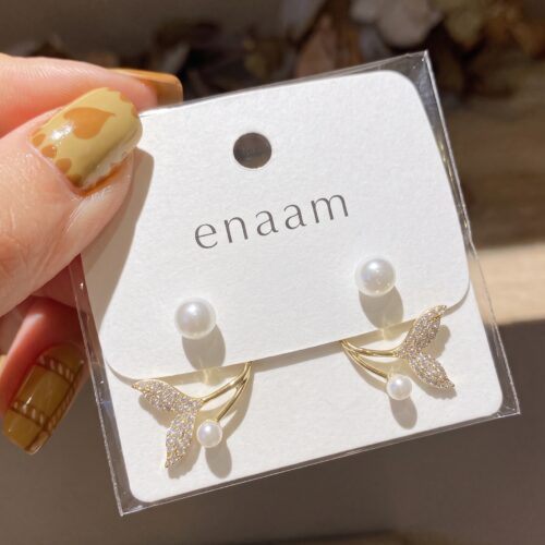 Graceful Fish Tail Pearl Stud Earrings Graceful Fish Tail Pearl Stud Earrings