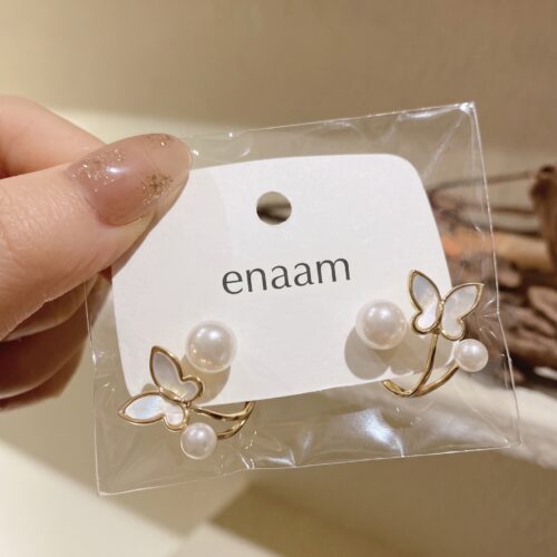 Elegant Butterfly Pearl Stud Earrings Elegant Butterfly Pearl Stud Earrings